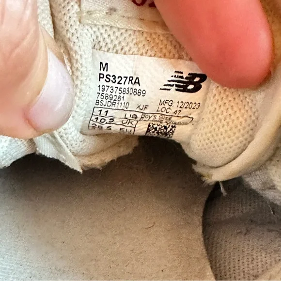 New Balance 327 Kids Sneakers Blue Size 11 - Picture 3 of 8